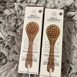 DAILY CONCEPT FACIAL DRY BRUSH